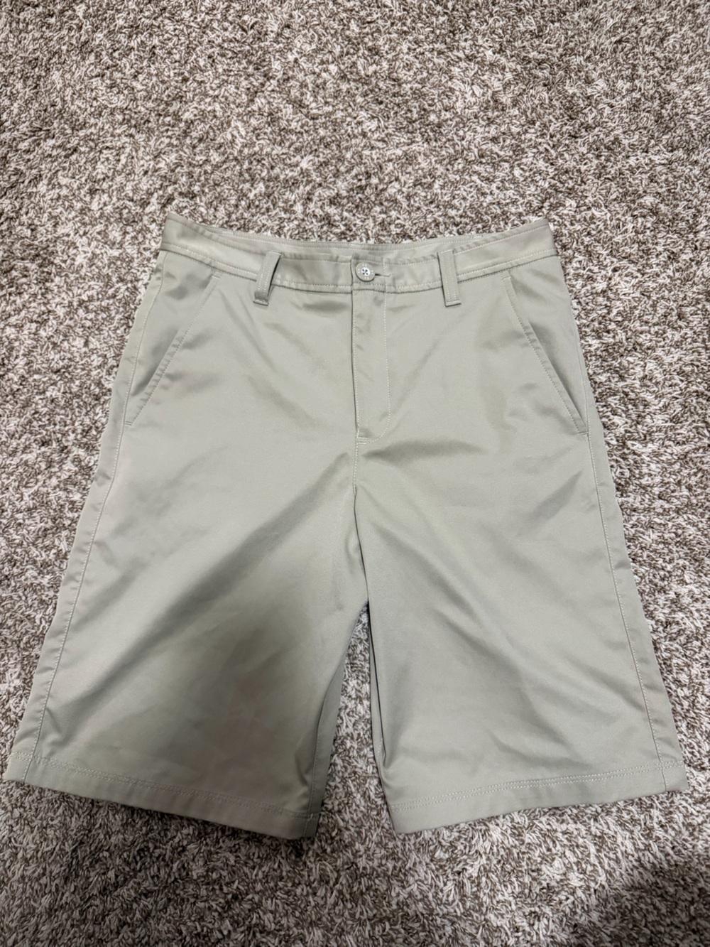 Under Armour Khaki Shorts Youth 18 Boys XL